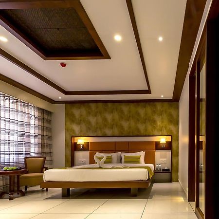 เดอะ เฟิร์น เรซิเดนซี วิชัยปุระ Hotel บิจาปุร์ ภายนอก รูปภาพ